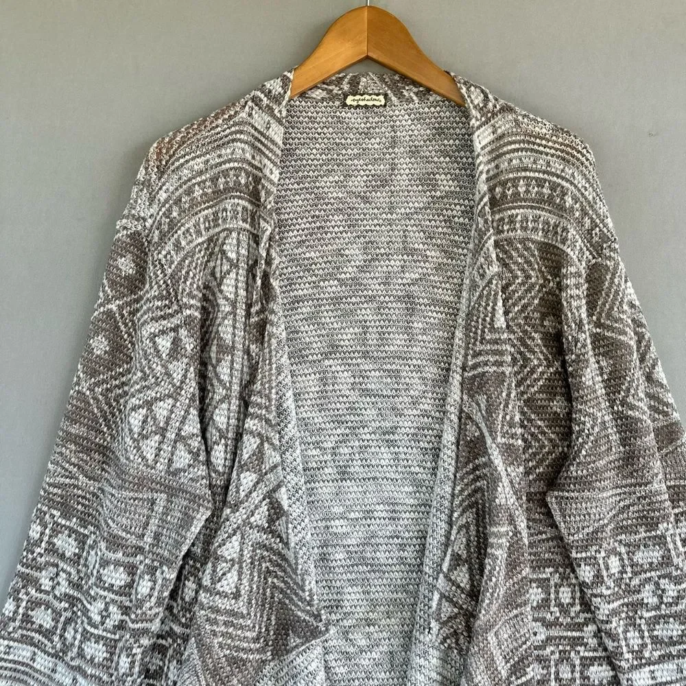 🎉5 for $45🎉 Eyeshadow cardigan sweater pullover size XL